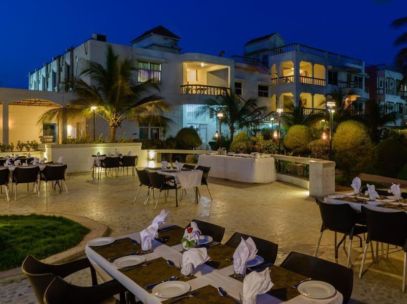 Quality Inn Palms Gandhidham Luaran gambar