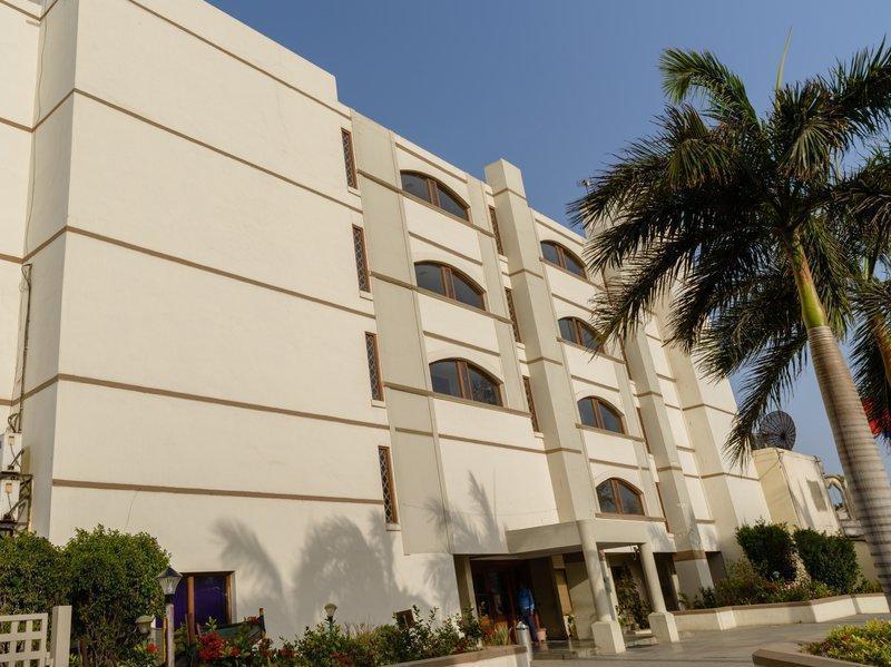 Quality Inn Palms Gandhidham Luaran gambar